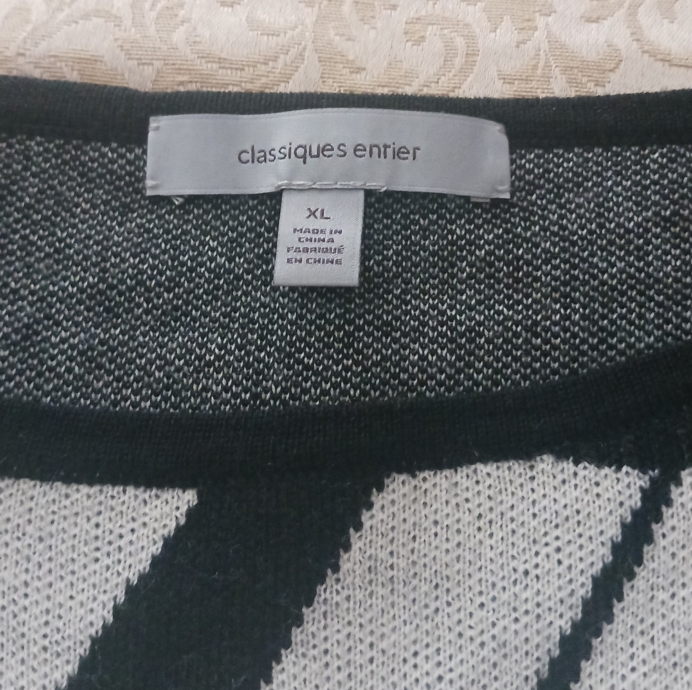 Classiques Entier Stylish Black and White Women's Wool Sweater NWT - Picture 7 of 13